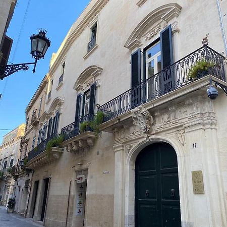 Palazzo Rollo Bed & Breakfast Lecce Luaran gambar