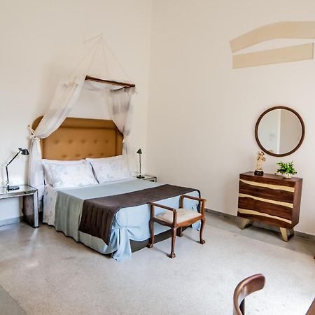 Palazzo Rollo Bed & Breakfast Lecce Luaran gambar