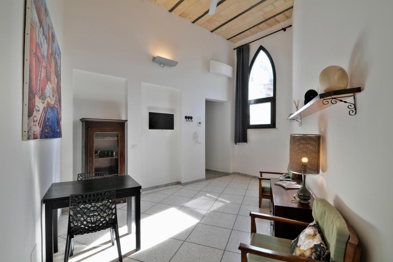Palazzo Rollo Bed & Breakfast Lecce Luaran gambar