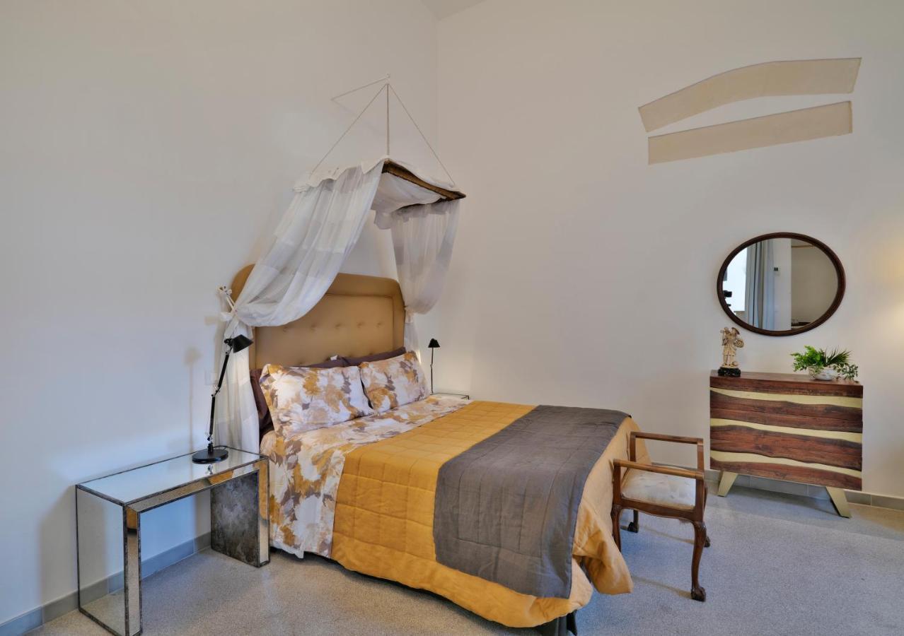Palazzo Rollo Bed & Breakfast Lecce Luaran gambar