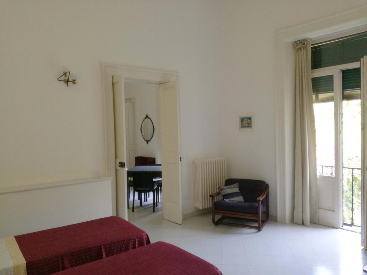 Palazzo Rollo Bed & Breakfast Lecce Luaran gambar