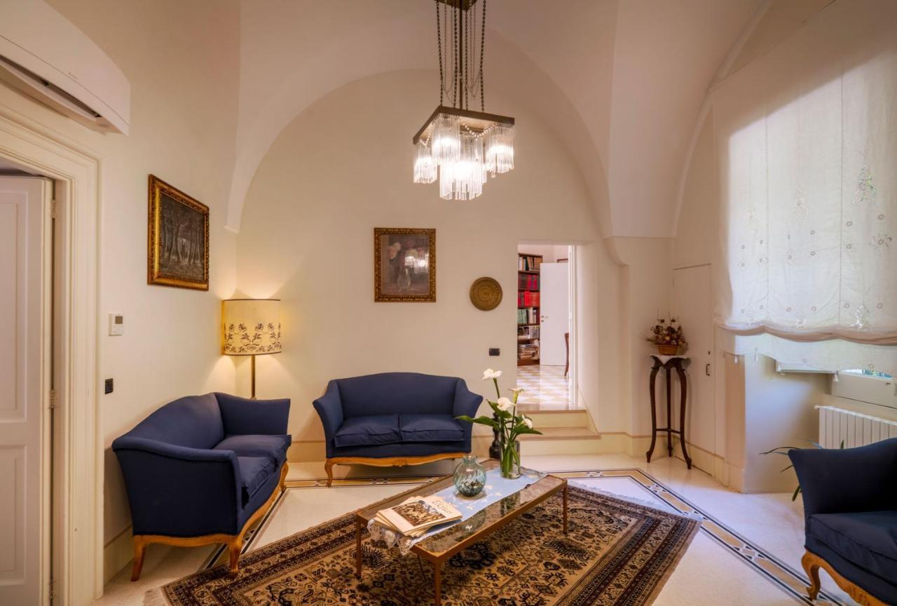 Palazzo Rollo Bed & Breakfast Lecce Luaran gambar