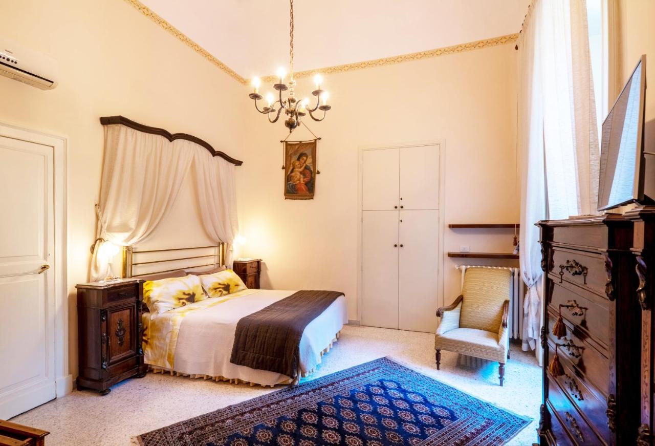 Palazzo Rollo Bed & Breakfast Lecce Luaran gambar