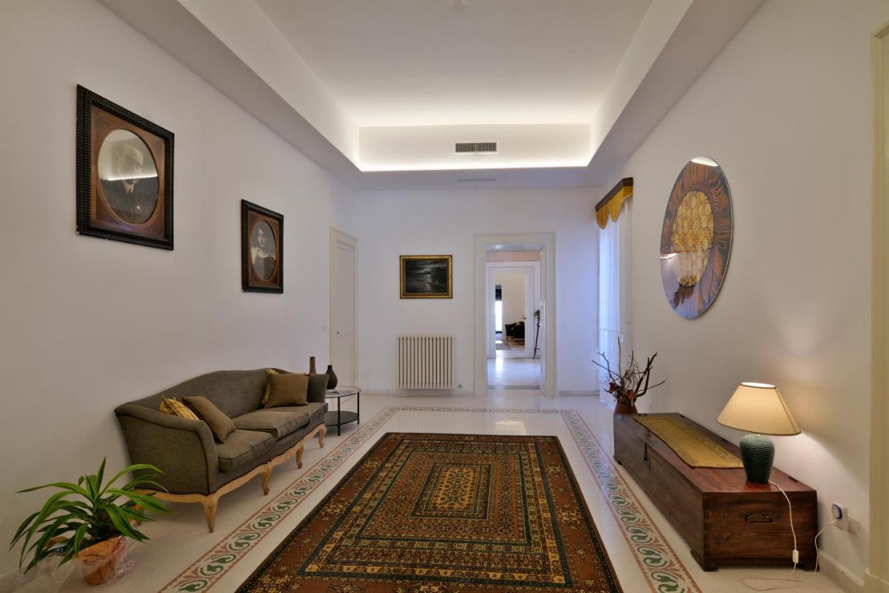 Palazzo Rollo Bed & Breakfast Lecce Luaran gambar