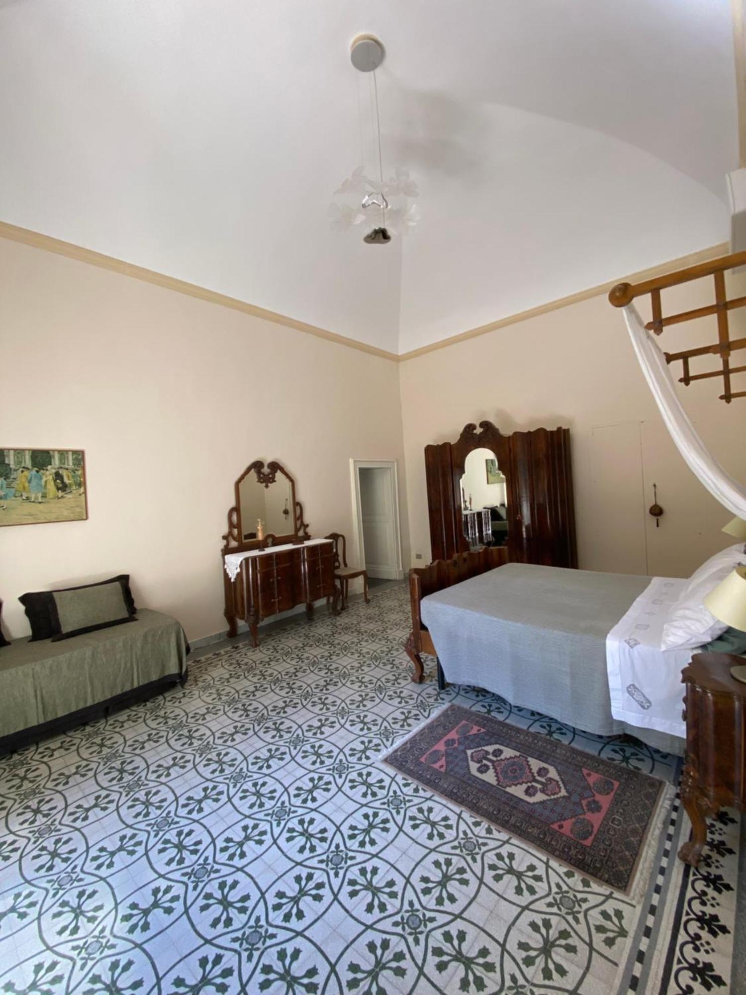 Palazzo Rollo Bed & Breakfast Lecce Luaran gambar